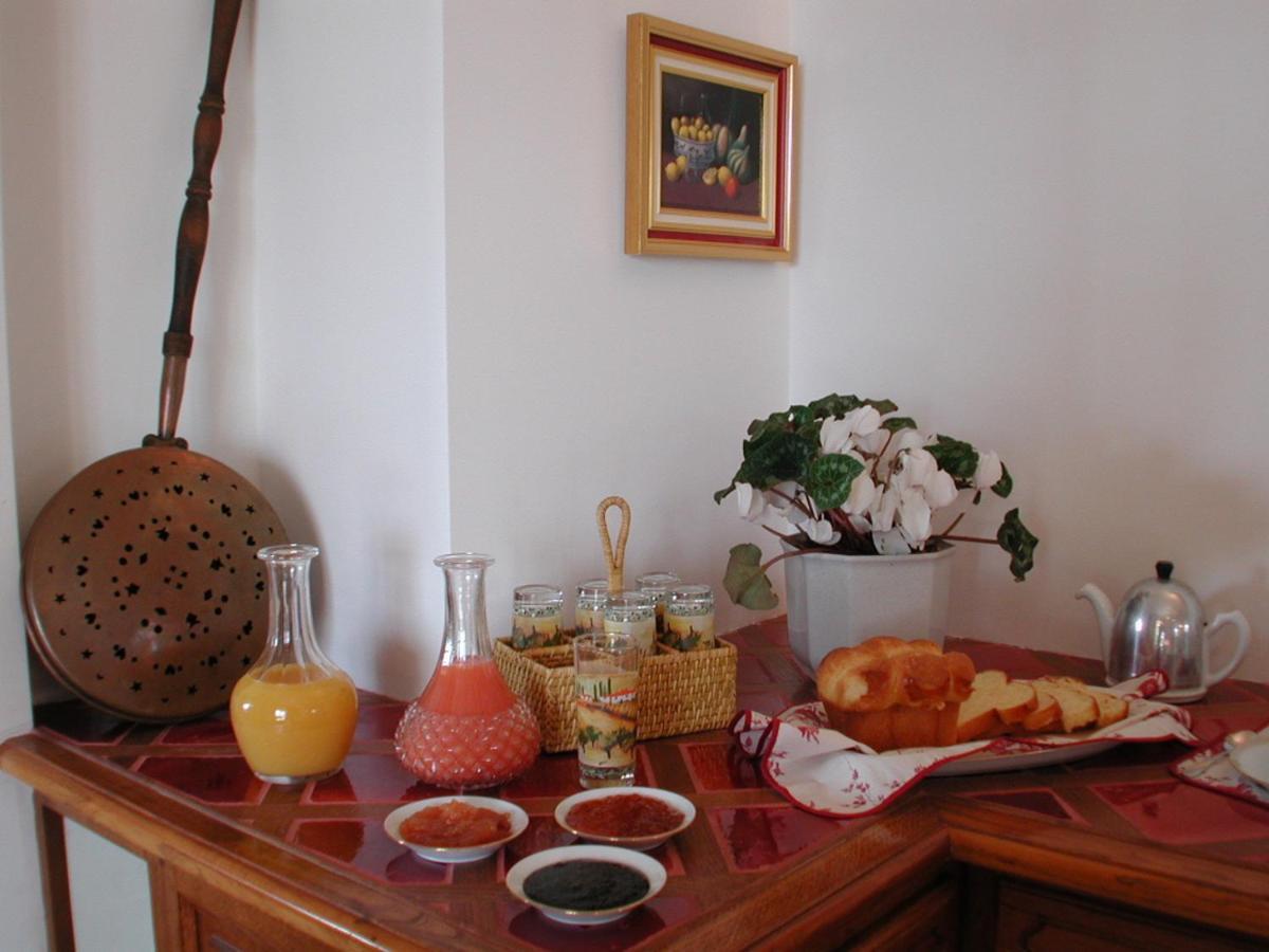 Chambre D'Hote "Avignon" Aramon Exterior foto